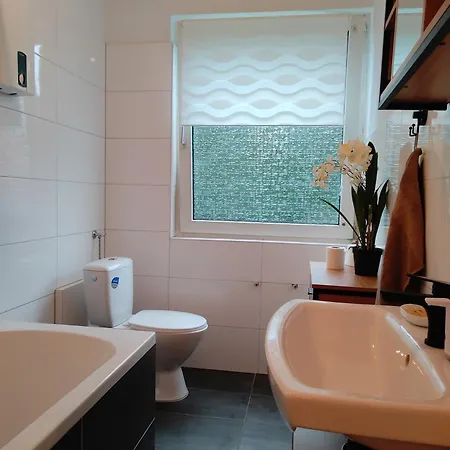 Komfortables Und Ruhiges Apartment Гельзенкирхен Экстерьер фото